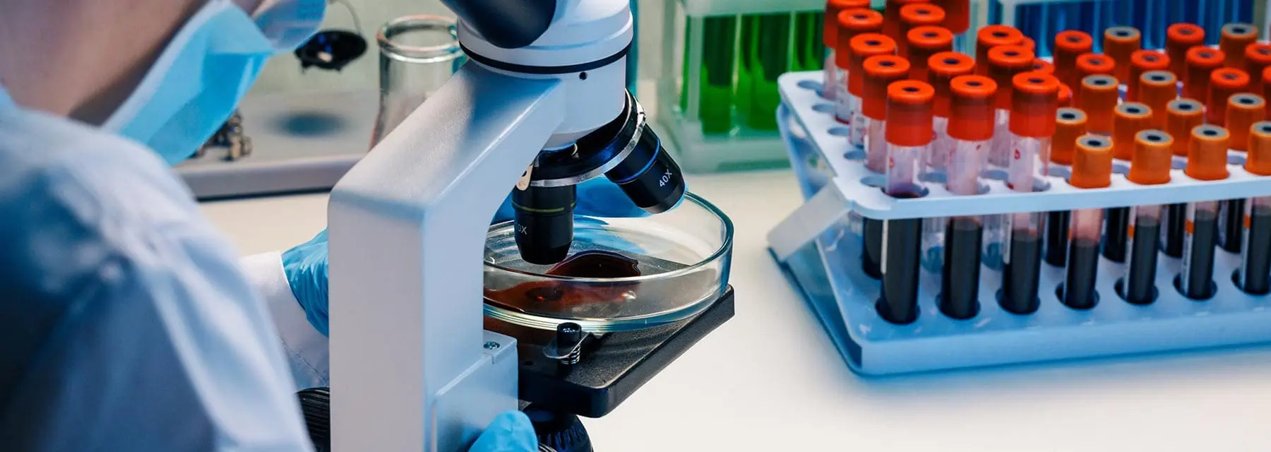 Trabajo laboratorio clínico: salidas laborales