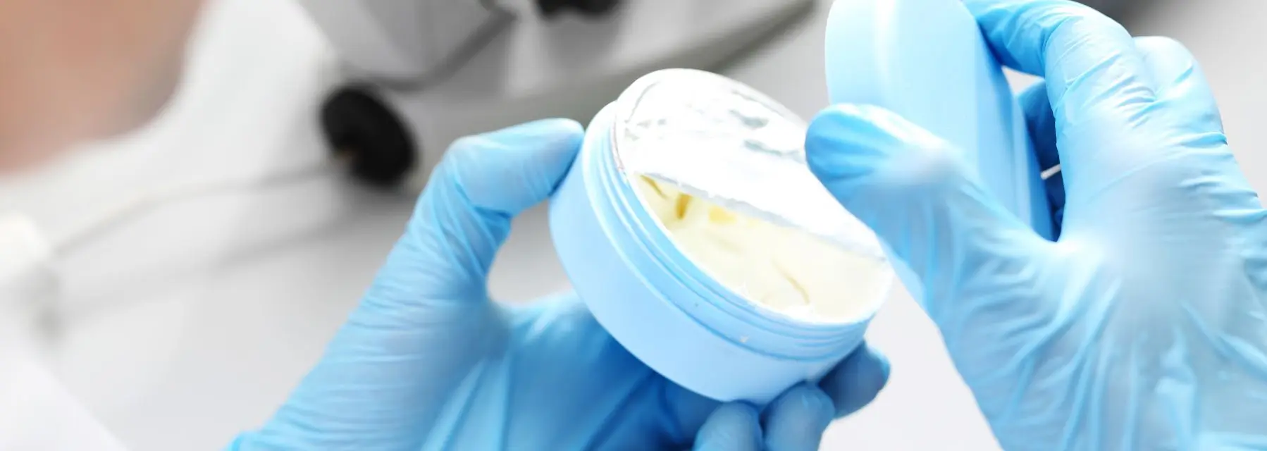 ¿Cómo se elaboran los cosméticos?