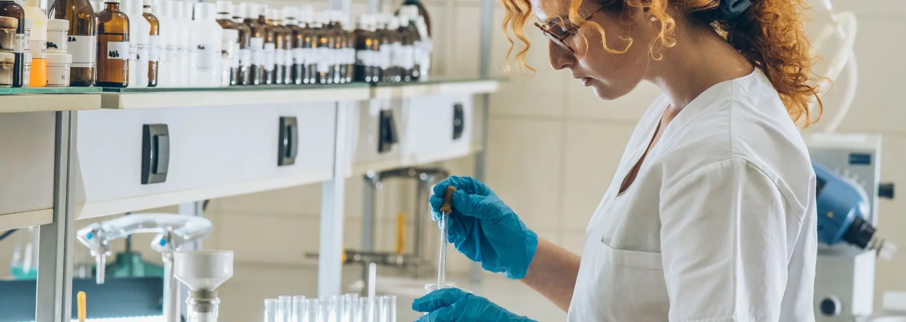 ¿Qué es la biocatálisis?