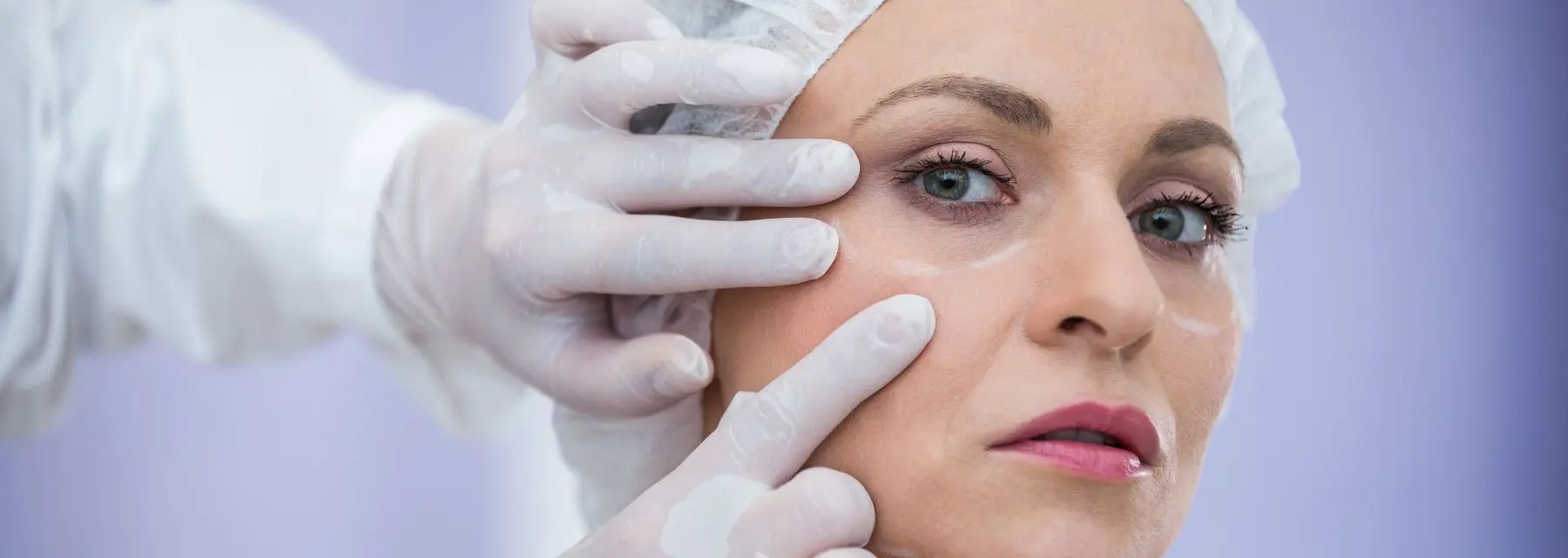 ¿La toxina botulínica rellena?