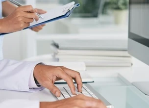 ¿Cómo trabajar en gestión hospitalaria?